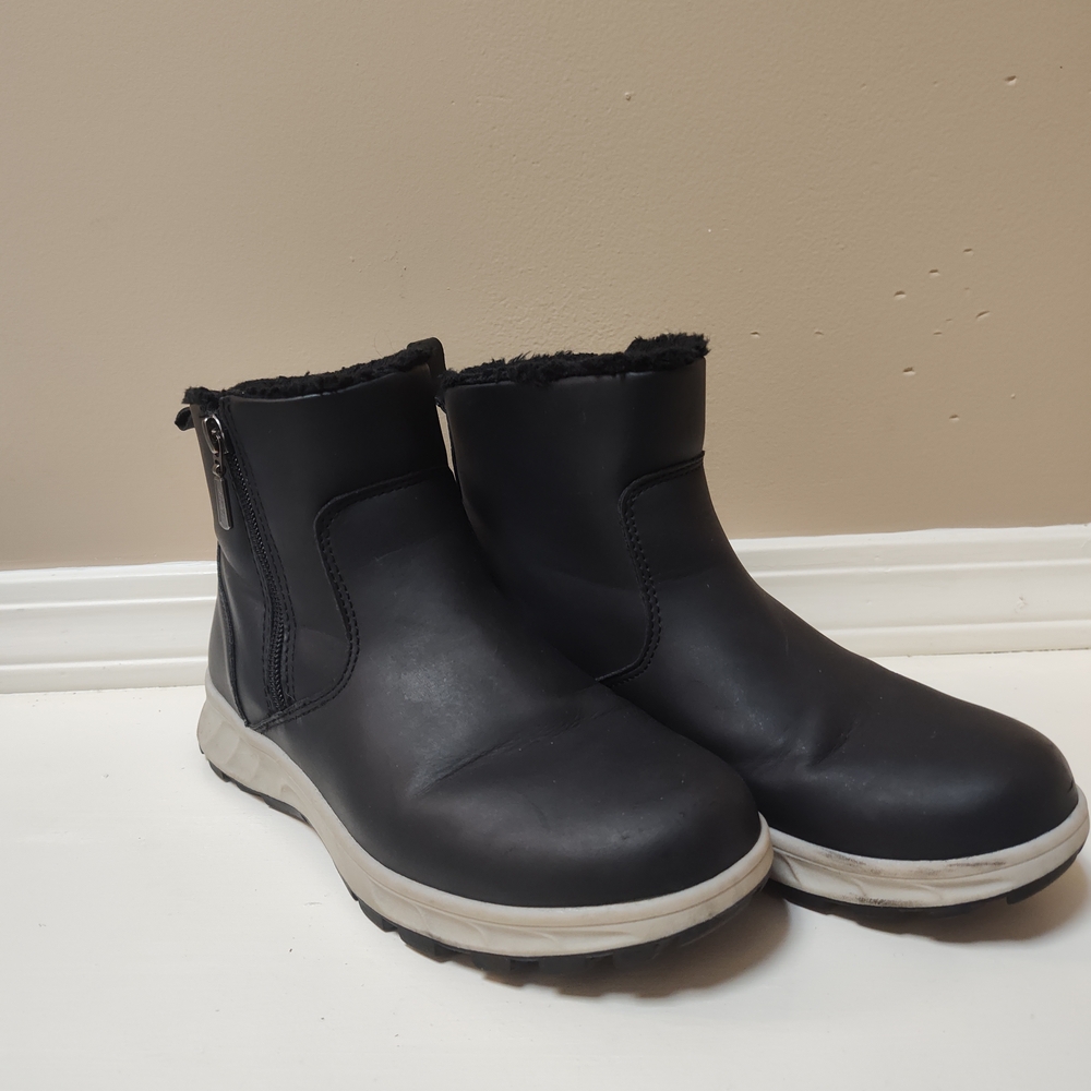 Khombu Black Winter Boots